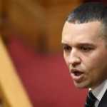 Τέσσερις μήνες φυλάκιση για τον Ηλία Κασιδιάρη