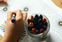 Χ. Μπουκάι: Φαίνεται πως εκπαιδευτήκαμε να πιστεύουμε…