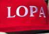 Xαμός με το “LOPA hat” του Eric Trump #LeaveOurPresidentAlone