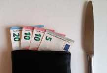 επιστροφή χρημάτων