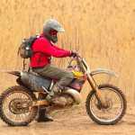 Καιρός.. για να μην πλύνεις αμάξι. Λασποβροχές και καταιγίδες την Πέμπτη λάσπη