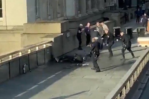 λονδίνο γέφυρα νεκρός