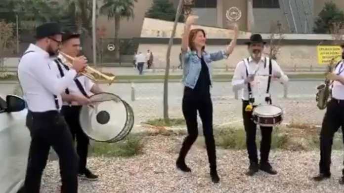 Τουρκία: Διαζύγιο με κλαρίνα