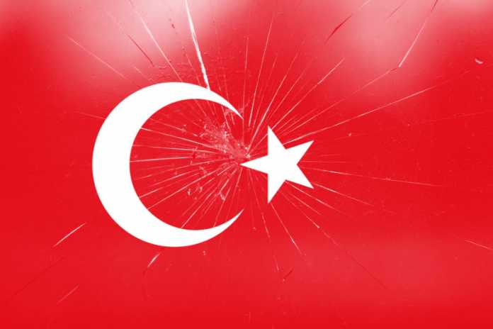 Turkey broken flag