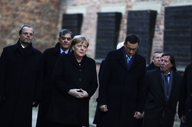 μέρκελ αουσβιτς