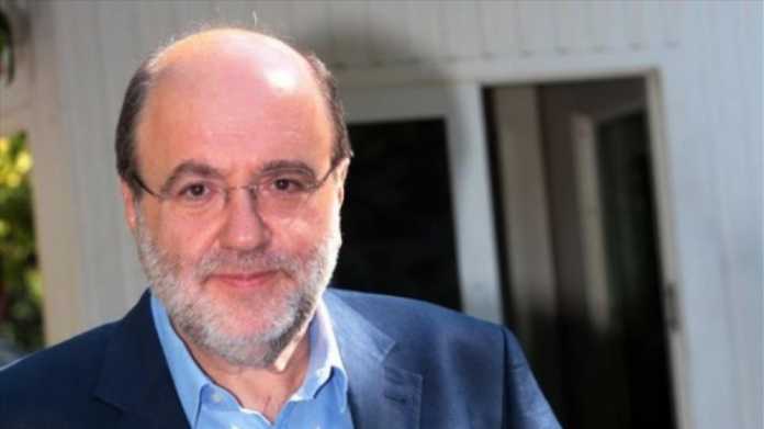 Τρύφων Αλεξιάδης