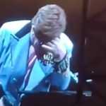 Έλτον Τζον: Έχασε τη φωνή του και ξέσπασε σε κλάματα