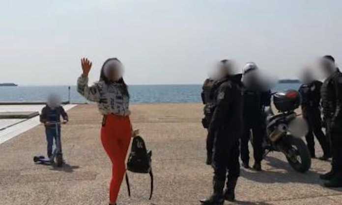 ΓΥΝΑΙΚΑ ΘΕΣΣ