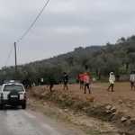 Μόρια: Προκλητική συμπεριφορά μεταναστών που συγκεντρώθηκαν για να παίξουν… ποδόσφαιρο! (video)