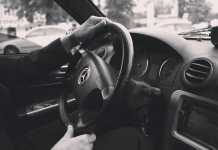 Για επτά μήνες παρατάθηκαν οι άδειες οδήγησης