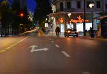 «Restart» με self test και εμβολιασμούς – Πώς ανεβάζει «ταχύτητα» η χώρα