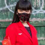 Mπορεί να σε προστατέψει από τον κoρονοϊό μία μάσκα προσώπου που έχεις φτιάξει μόνη σου;