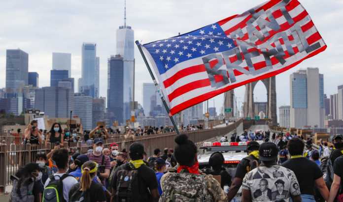 us_protests_ap_20156796051944