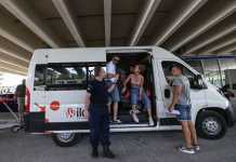 Κορονοϊός: Θετική στον ιό πενταμελής οικογένεια Σέρβων – Παραθέριζε στην Λευκάδα