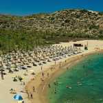 «Κίνδυνος έκρηξης του κοροναϊού τον Αύγουστο» – Προβληματίζουν «ορφανά» κρούσματα και χαλάρωση μέτρων