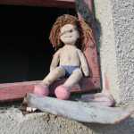 Η βία γερνάει τα παιδιά