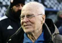 Πέθανε το ιστορικό στέλεχος του Ολυμπιακού Σάββας Θεοδωρίδης
