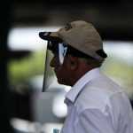 Καμπανάκι κινδύνου για τις ασπίδες προσώπου