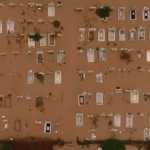 Σκηνές θρίλερ στην Καρδίτσα: ‘Eσπασαν οι τάφοι και βγήκαν οι σοροί στους δρόμους (video)