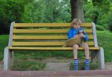 Πώς η κοινωνική απομόνωση βλάπτει σοβαρά τον παιδικό εγκέφαλο