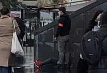 Σύλληψη δράστη για τη επίθεση με μαχαίρι κοντά στο γαλλικό περιοδικό Charlie Hebdo (βίντεο)