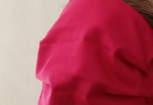 Ασάφεια στις οδηγίες συρραφής! Μάλιστα! Γι’ αυτό ήταν τόσο μεγάλες οι μάσκες που δόθηκαν σε μαθητές