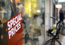 Φθινοπωρινές εκπτώσεις: Ξεκινούν την Κυριακή 1/11, το ωράριο λειτουργίας για σούπερ μάρκετ και καταστήματα