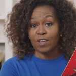 Η Mισέλ Ομπάμα το έριξε στο πλέξιμο