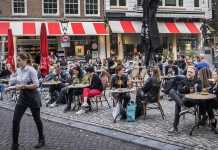 Μερικό lockdown στην Ολλανδία ανακοίνωσε ο Μάρκ Ρούτε