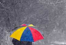 Για τρίτη φορά σε ένα χρόνο, χιόνια στο κέντρο της Αθήνας – Πού θα «το στρώσει» (Βίντεο)