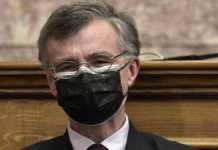 Ο Τσιόδρας στη Βουλή: Θα επικρατήσουν παντού οι μεταλλάξεις