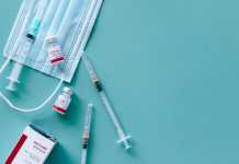 Τρίτη δόση εμβολίου: To ECDC αναθεωρεί τις συστάσεις, προτείνει ενισχυτική δόση για όλους τους ενήλικες