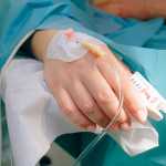 Μονοκλωνικά αντισώματα: Από την Παρασκευή η χορήγησή τους και στην Ελλάδα