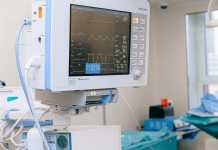 Σοκ στη Λαμία: 14χρονη που νοσούσε από κορονoϊό εξέπνευσε στα Επείγοντα του νοσοκομείου