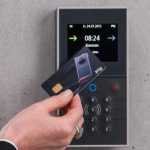 Ψηφιακή κάρτα εργασίας: Από ποιους θα ξεκινήσει η εφαρμογή της