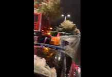 Κακοκαιρία «Ελπίς» – «Καν’το όπως ο Κωνσταντέλλος»: Με τρία οχήματα καθάρισε την παραλιακή! (Βίντεο)