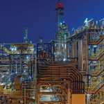 Υπό πλήρη έλεγχο η φωτιά στα διυλιστήρια Ελευσίνας – Η ανακοίνωση των ΕΛΠΕ