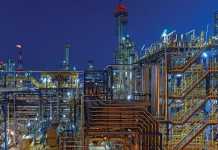 Υπό πλήρη έλεγχο η φωτιά στα διυλιστήρια Ελευσίνας – Η ανακοίνωση των ΕΛΠΕ