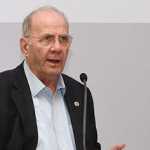 Κατέληξε στη ΜΕΘ ο καθηγητής Γιάννης Κυριόπουλος